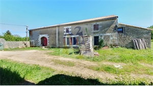 fermette à la vente -   16380  CHAZELLES, surface 175 m2 vente fermette - UBI429704054